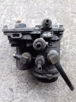 Wabco Perävaunu Ohjausventtiili OEM 4802040020