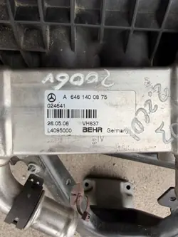 Inlaatspruitstuk MERCEDES-BENZ C W203 A6111410204