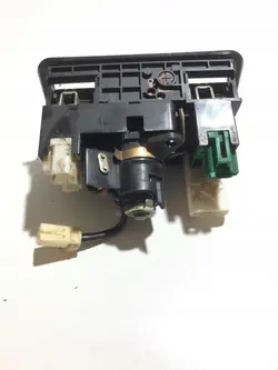 Lexus LS 430 Tankklep-ontgrendelingshendel OEM 18A118
