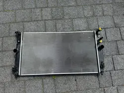 OEM 1640037310 Vattenkylare för Lexus UX 250H