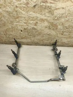 Mercedes S-klasse W221 3.5 V6 Inspuitrail OEM A2720700995