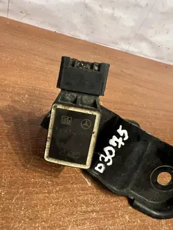 Capteur de hauteur de suspension D3075 pour Mercedes-Benz S W221