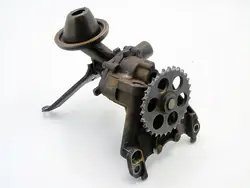 Olje pump 1.4 8V Golf 3 Polo 3 Arosa 032115109B