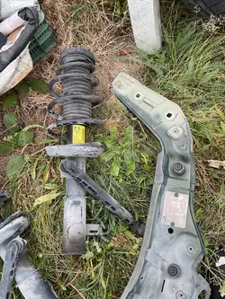 Ammortizzatore anteriore sinistro Chevrolet Orlando 1.8