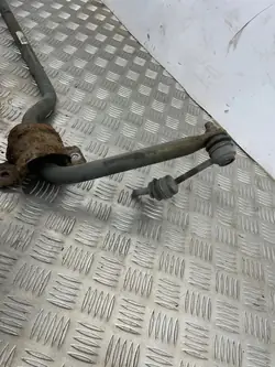 Barre stabilisatrice arrière BMW X5 E70 OEM 6777322