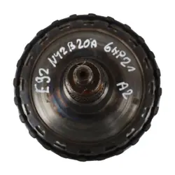 Arbre de panier arrière ZF 6HP21 pour BMW E92 2.0B