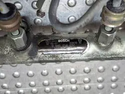 Rail d'injection OEM S25165941 pour Toyota Yaris I 1.4 D4D
