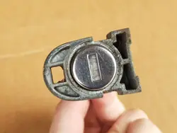 Insert de Serrure Porte Gauche Avant OEM 2K0837167 VW