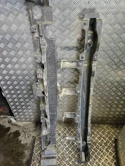 KIA Ceed 2009 Bakaxelbalk OEM 1H86630000