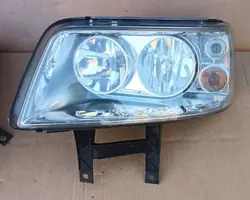 VW MULTIVAN T5 Farol Frontal Esquerdo