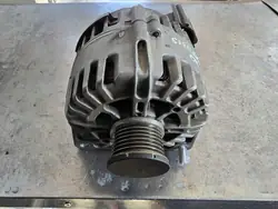 Alternateur OEM 231008648R 14V 180A pour Renault