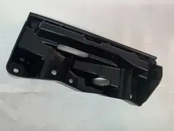 Suzuki OE 71733-63T0 Suporte Farol Direito Dianteiro