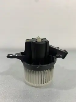 Jeep Compass Fläktmotor OEM FBZ18551 - Begagnad