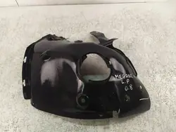 Vasen etuhelma Renault Megane III 8200365689
