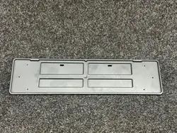 Soporte matrícula Jeep Renegade OEM 68266955AA