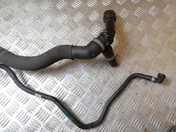 Wasserschlauch BMW 118i F20 2019 OEM 7647293