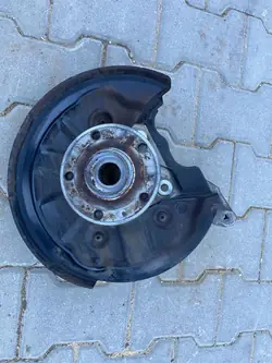 Q3 83A Bakre Nav 2.0 TFSI 4X4 5QF505436F