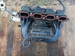 Colector de admisión Toyota C-HR 1.8h - Pieza OEM usada