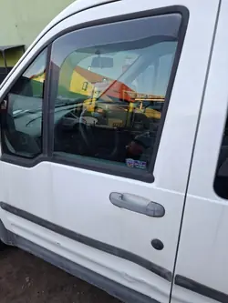 Pare-brise avant gauche OEM 983739000 - Transit Connect