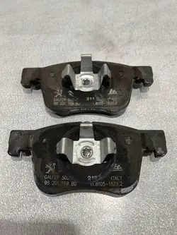 Plaquettes de frein avant OEM FBZ18464 Opel Grandland X