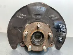 Subaru FBZ24665 voorwielnaaf - Gebruikt OEM-onderdeel