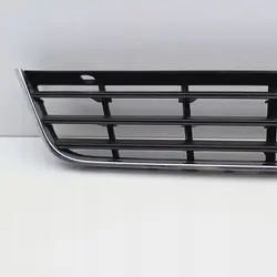 Vordere zentrale Stoßstangengitter Chrome VW Passat B6 Kombi