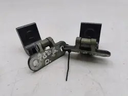 Audi Q2 2022 Heckklappenscharnier Set OEM 8V38272998
