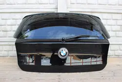 BMW OE 7133898 Flap Pare-choc Arrière pour Série 1 E87