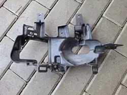 Cadre de montage de phare droit avant Nissan Qashqai II Lift