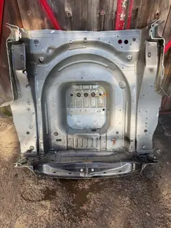Jaguar X260 takapuskuri - OEM X260 PAS TYŁ