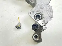 Base de filtro de aceite Peugeot 3008 I 2012