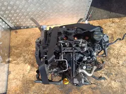 Begagnad VW Caddy III Lift 2.0 TDI dieselmotor Wrakowisko-28163-
