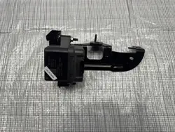Buzina Fiat 600 OEM 9864040080 - Estado Usado