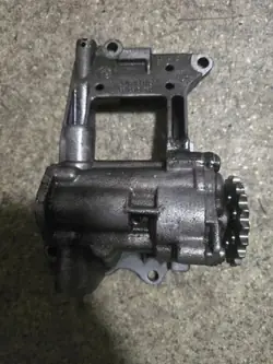BMW Ölpumpe OEM 11412247212 für 3.0L Diesel