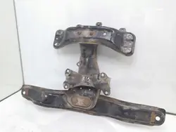 Soporte de caja Subaru OEM 41022AA180 - Usado