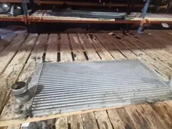Gebruikte intercooler-koeler OEM 0R040 voor Toyota Avensis