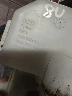 Spolarvätsketank OEM 8U0955451J för Audi Q3 8U