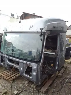 Mercedes Actros MP4 Kabine OEM KABINABDF2500 - Gebraucht