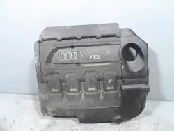 AUDI A3 8V 2.0TDI Tampa do Motor 04L103925A