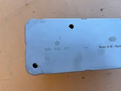 Centrale vergrendelpomp OEM 1H0962257 voor VW Passat B4