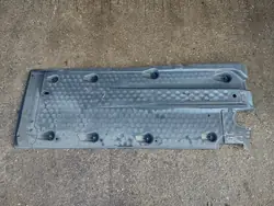 Proteção de Chassi 1K0825201S Octavia II Golf VI A3 8P Leon