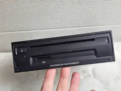 MIB2 Radio Lukija OEM 3Q0035840B VW Passat B8:lle