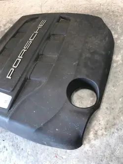 Couvercle Moteur 95B103925ABILI Porsche Macan 3.0 V6
