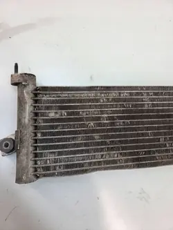 Käytetty BMW OE vaihdelaajan öljynjäähdytin OEM 7317183