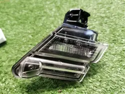 Lexus UX 2018- Backljus Höger Bak OEM 8168176010