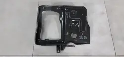 Suzuki Sprint SA413 linke Scheinwerferhalterung OEM 58160-82010