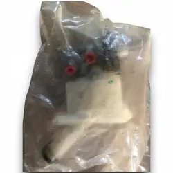 BREMSVÄTSKETANK FORD C-MAX 1547484