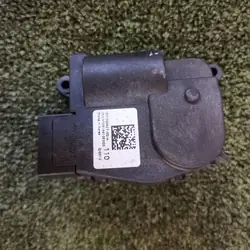 Tesla Model Y verwarmingsmotor OEM 1500627-00-A