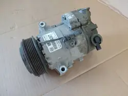 Compresseur AC Opel Astra J OEM 13450516