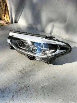 Phare gauche BMW 5 G30 G31 7214961
